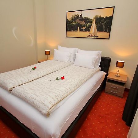Vila Palic Hotell Eksteriør bilde