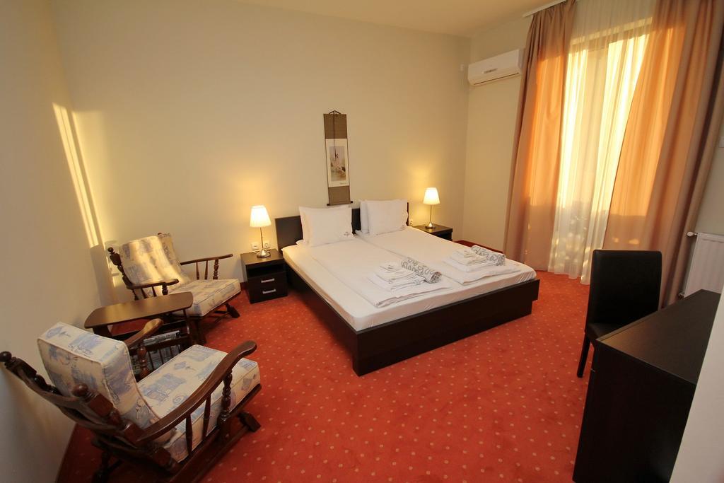 Vila Palic Hotell Eksteriør bilde