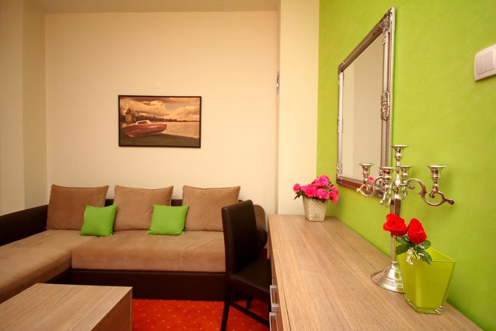 Vila Palic Hotell Eksteriør bilde