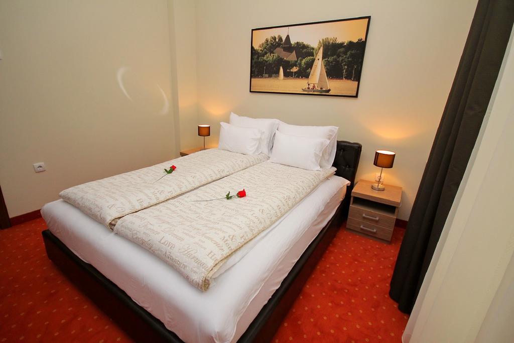 Vila Palic Hotell Eksteriør bilde