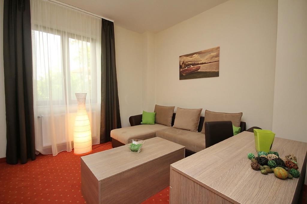 Vila Palic Hotell Eksteriør bilde