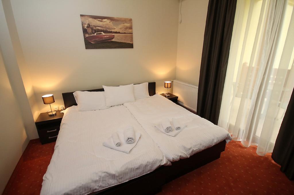 Vila Palic Hotell Eksteriør bilde