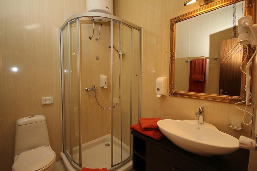Vila Palic Hotell Eksteriør bilde
